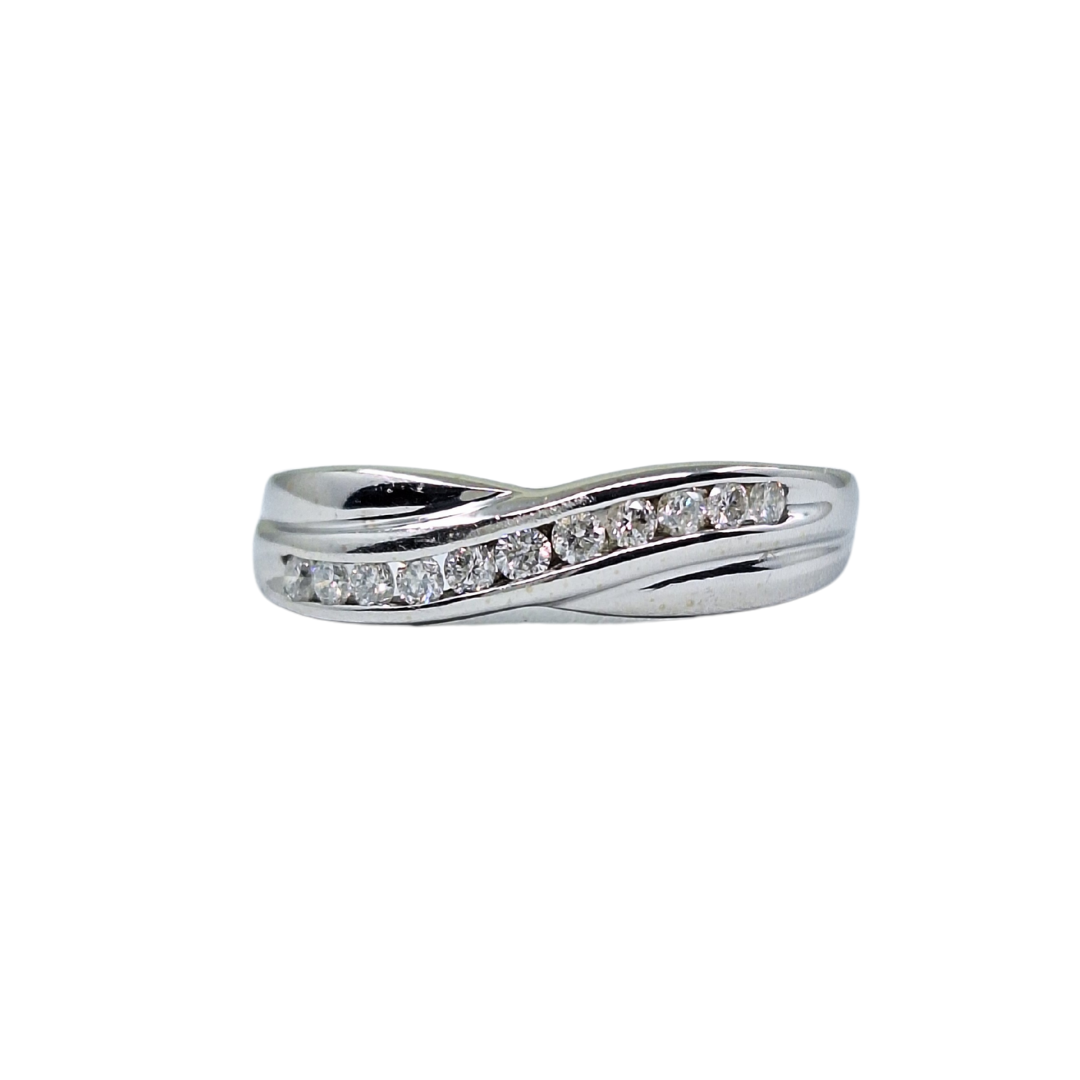 18ct White Gold Diamond Crossover Band Ring