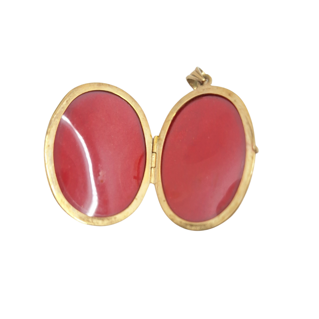 9ct Yellow Gold Oval Flower Locket Pendant