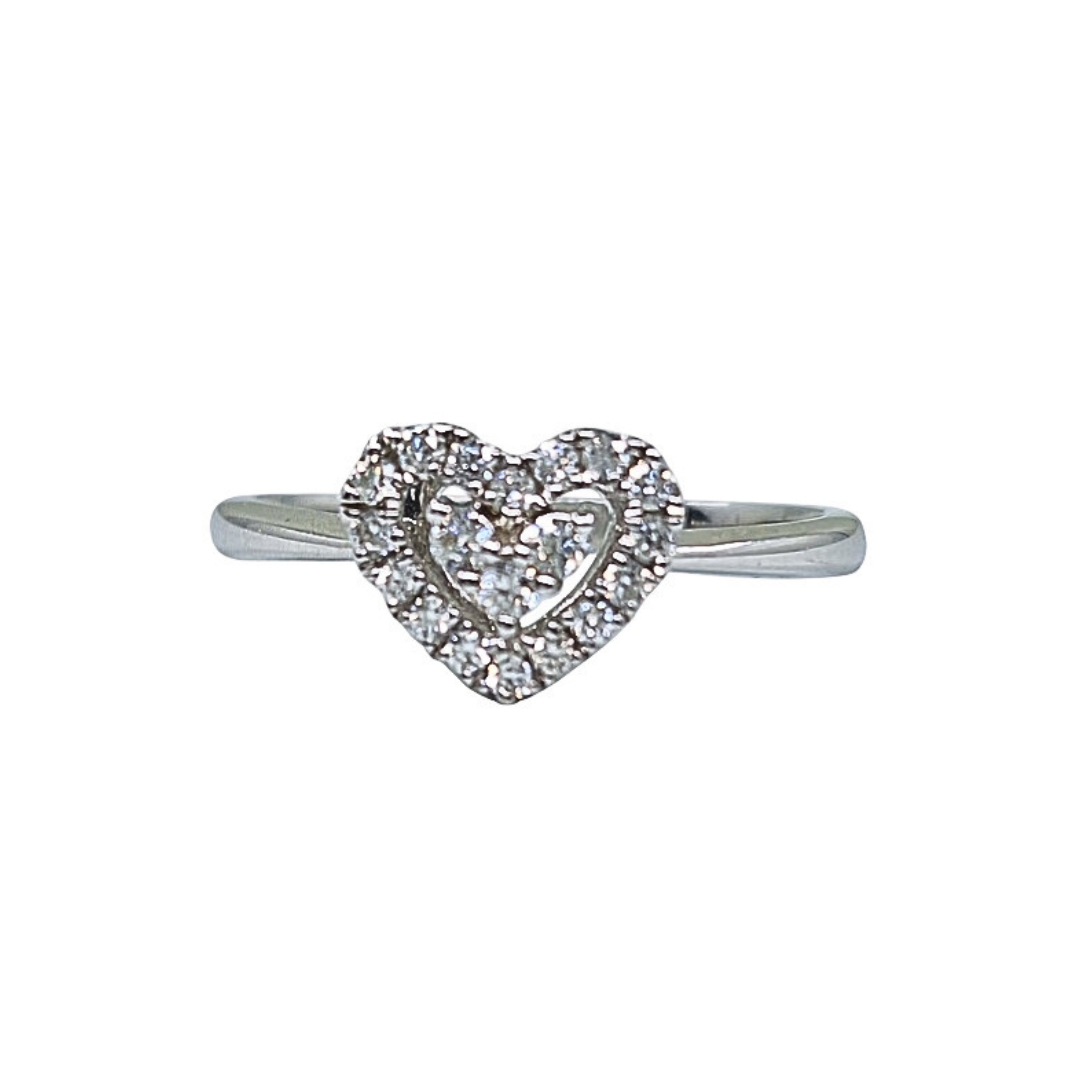 18ct White Gold Heart Shape Diamond Cluster Ring