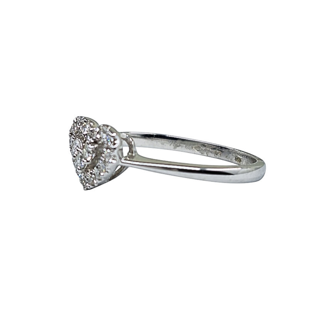 18ct White Gold Heart Shape Diamond Cluster Ring