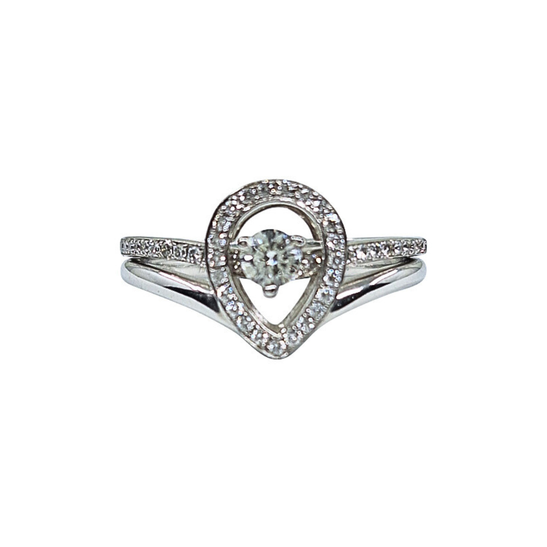 18ct White Gold Pear Shape Diamond 2 Ring Set
