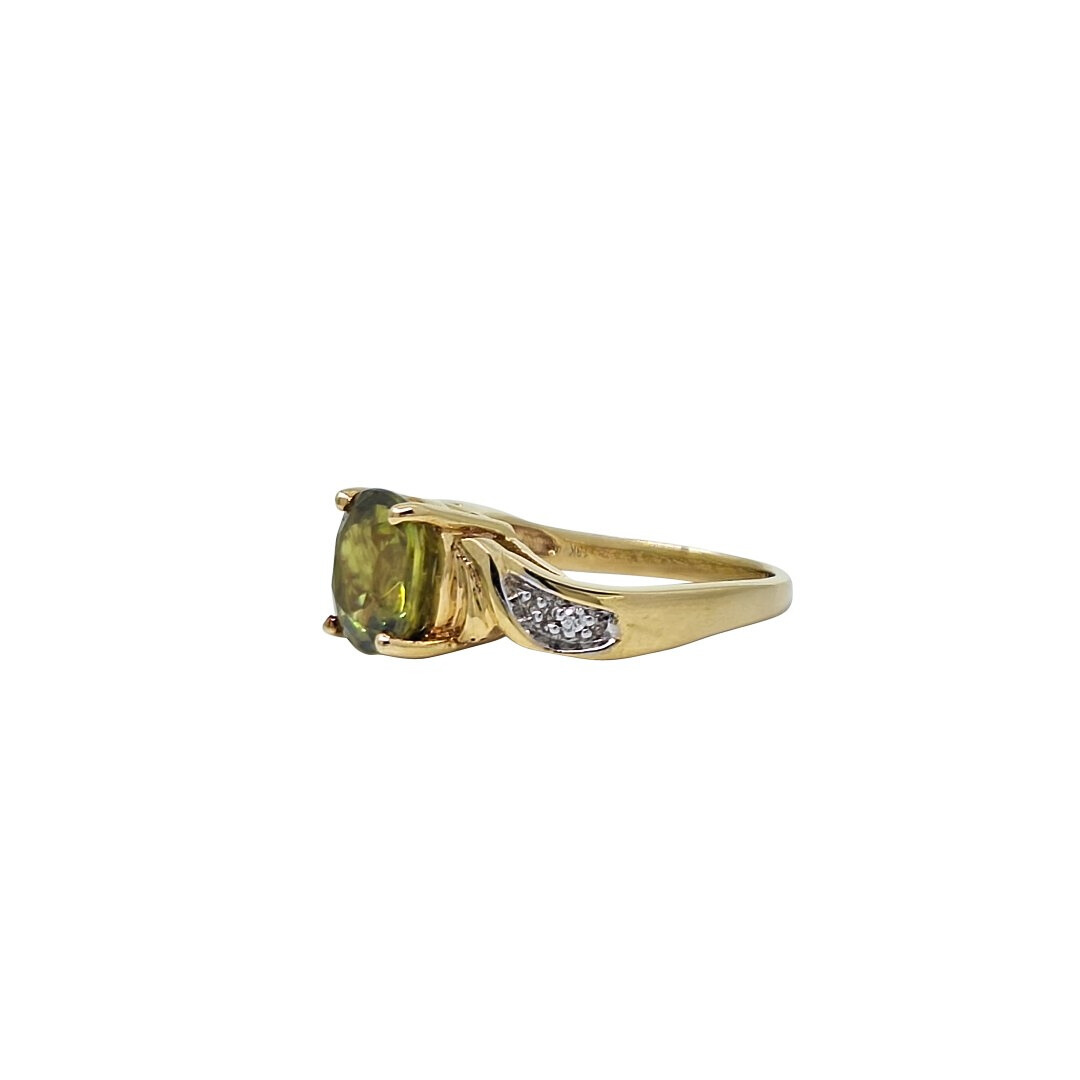 18ct Yellow Gold Sphene & Diamond Ring