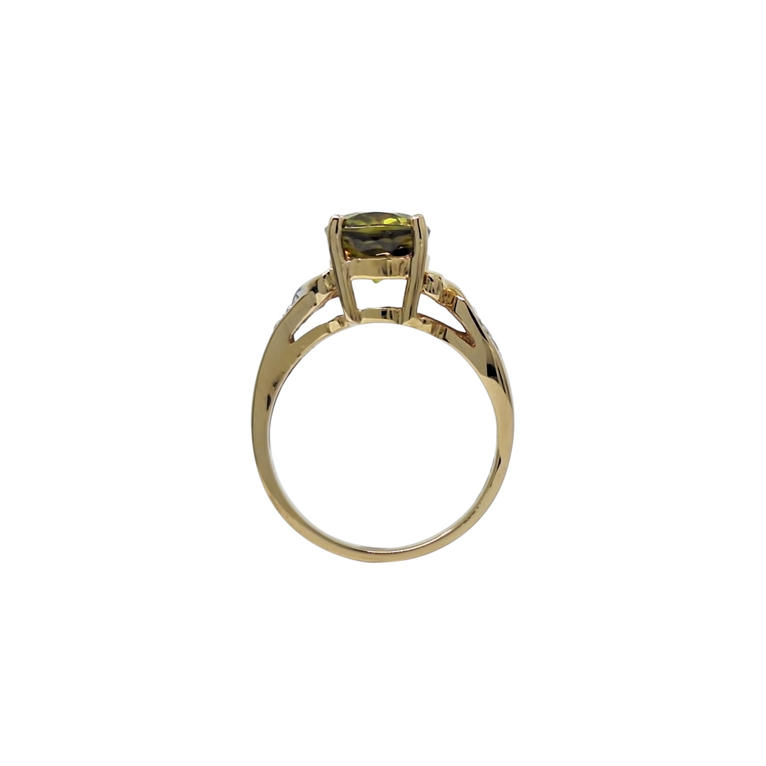 18ct Yellow Gold Sphene & Diamond Ring