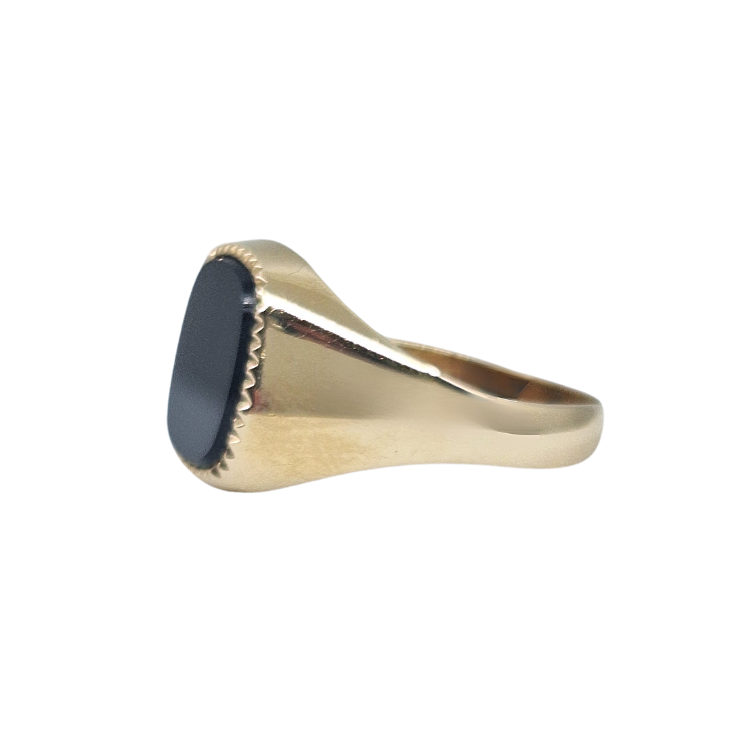9ct Yellow Gold Onyx Signet Ring