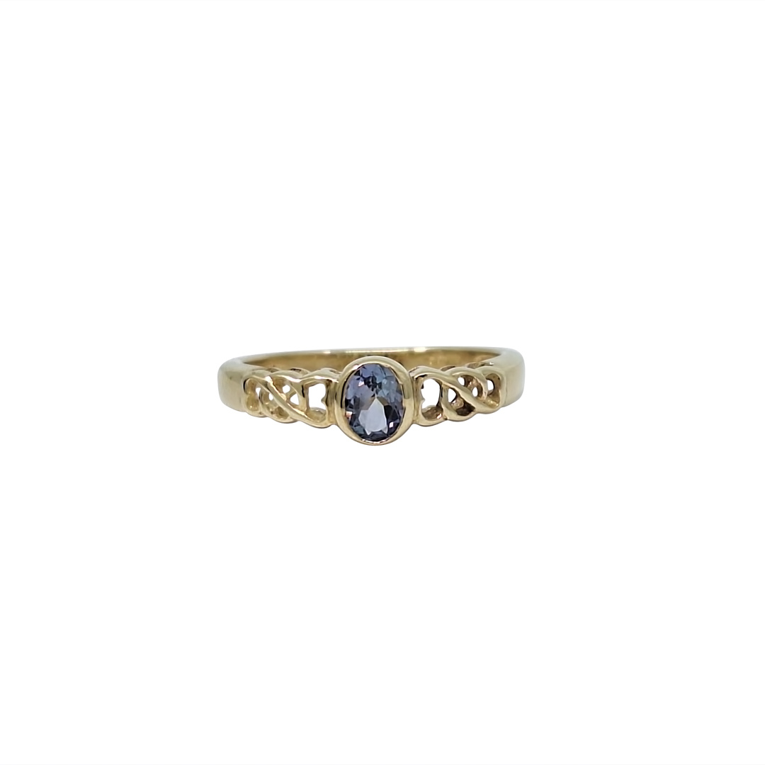 9ct Yellow Gold Tanzanite Ring