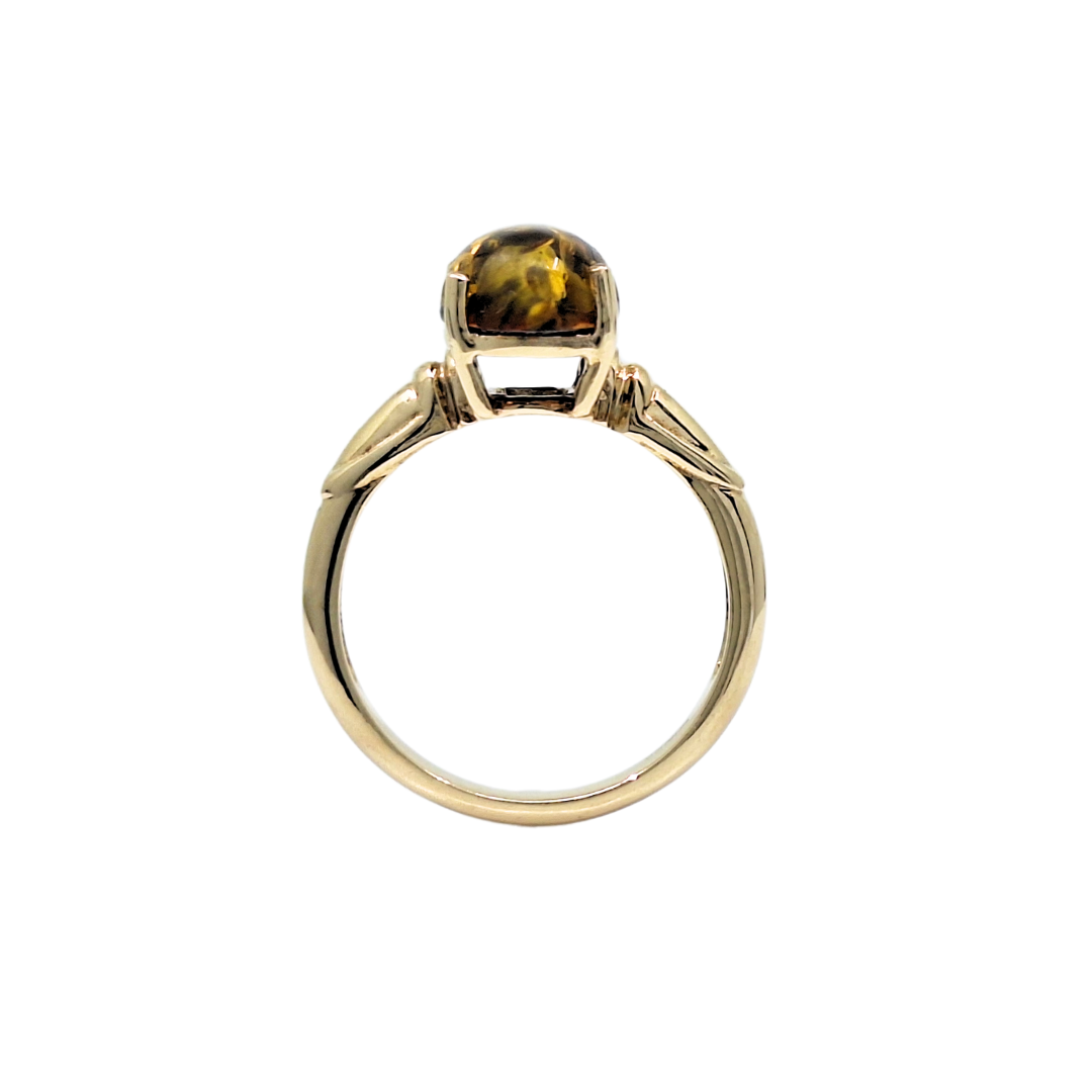 9ct Yellow Gold Green Amber Ring