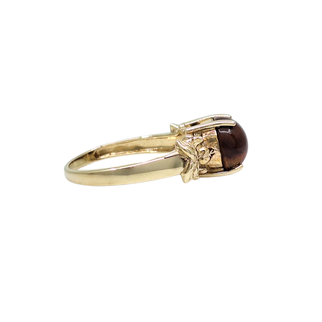 9ct Yellow Gold Red Tigers Eye Ring