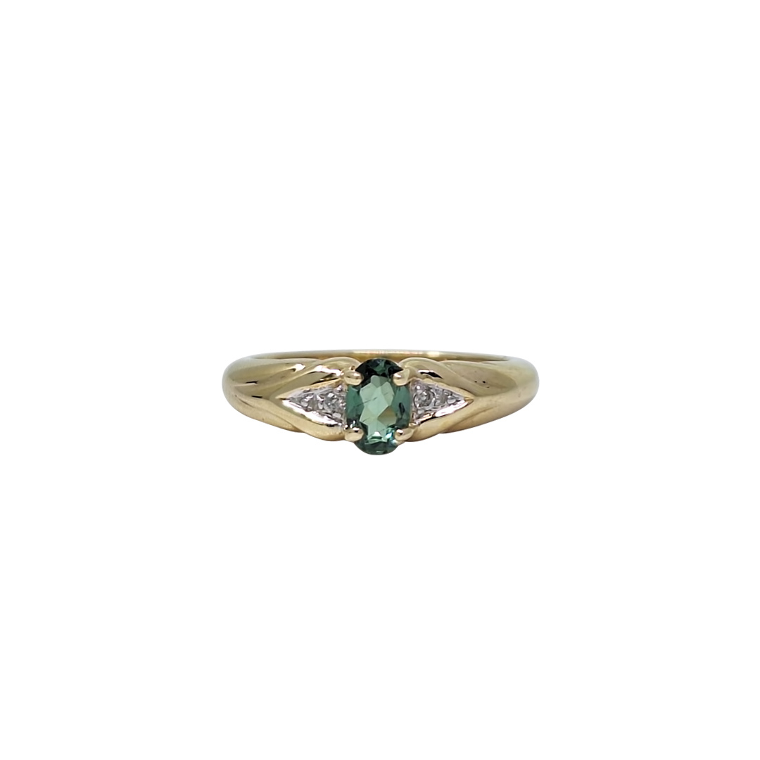 9ct Yellow Gold Alexandrite & Diamond Ring
