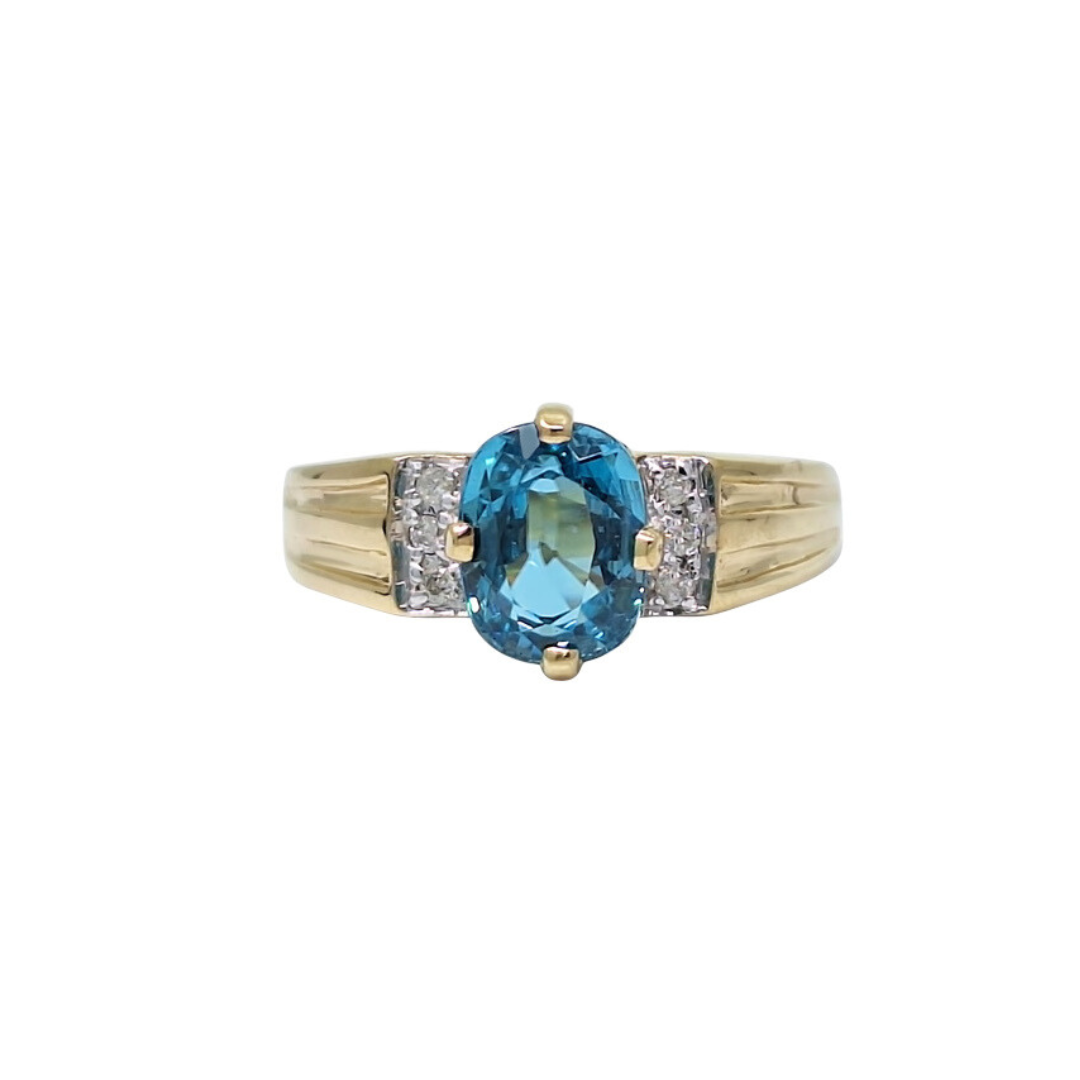 9ct Yellow Gold Blue Topaz Ring