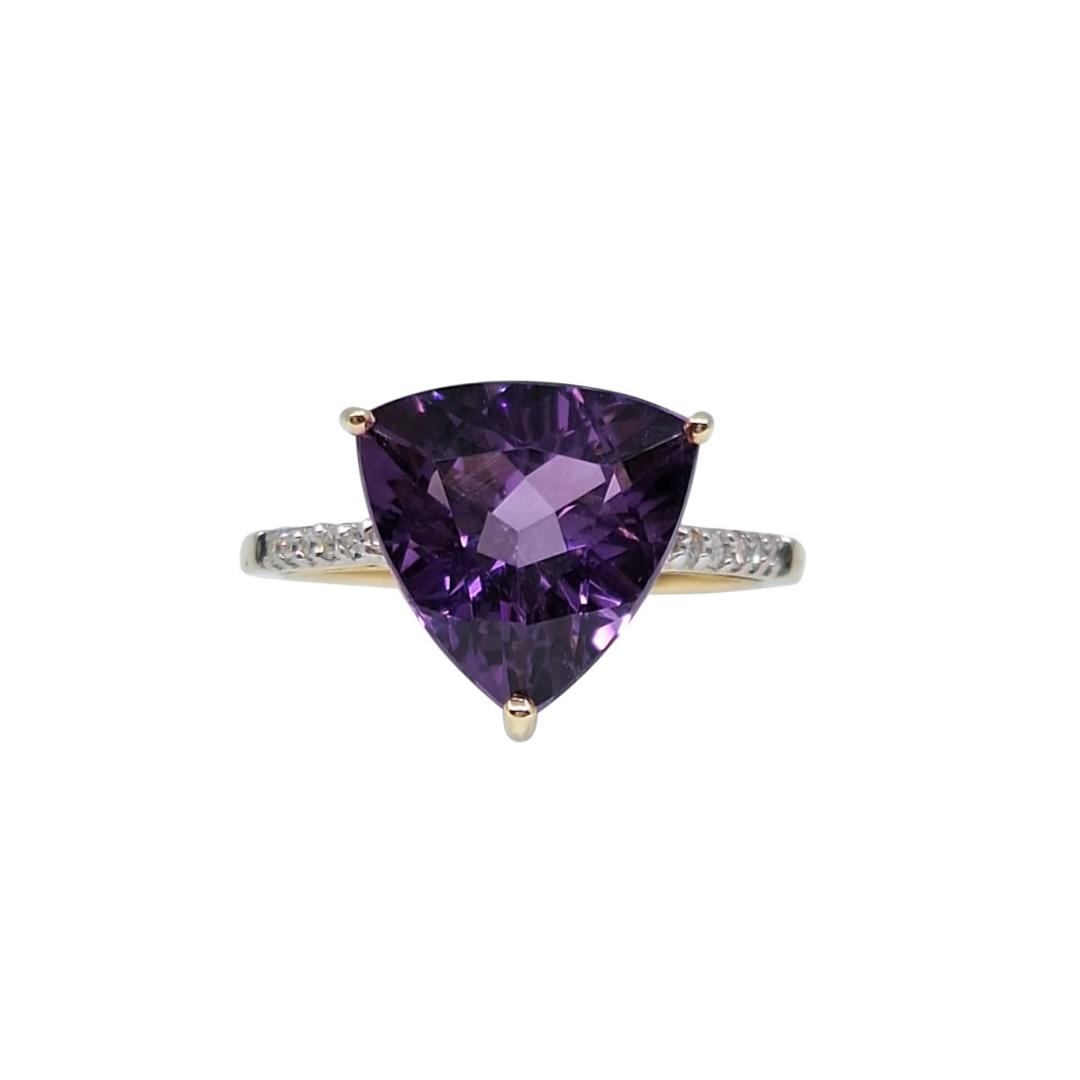 9ct Yellow Gold Amethyst & Diamond Ring