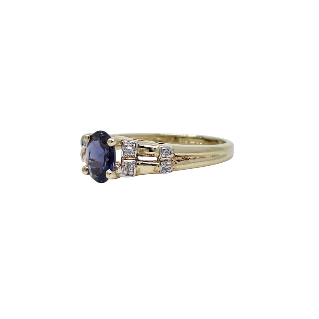 9ct Yellow Gold Iolite Ring