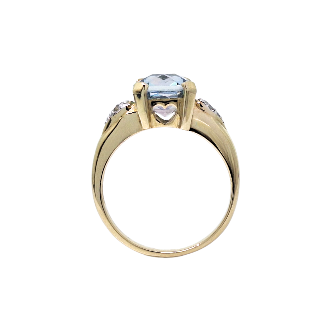 9ct Yellow Gold Neptune & White Topaz Ring