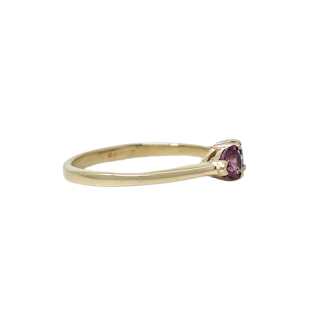 9ct yellow Gold Spinel & White Topaz Ring