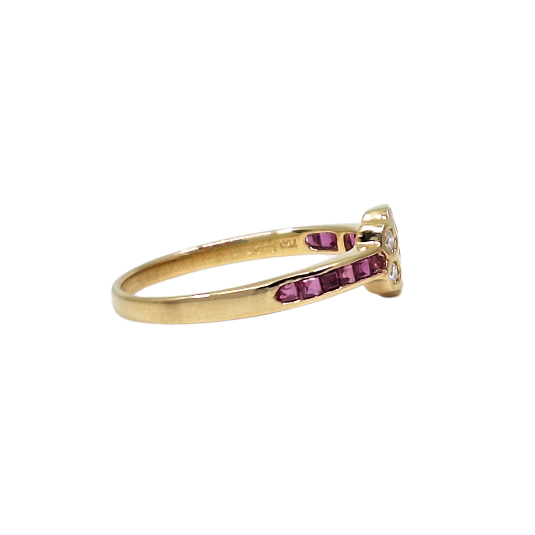 18ct Ruby & Diamond Flower Ring