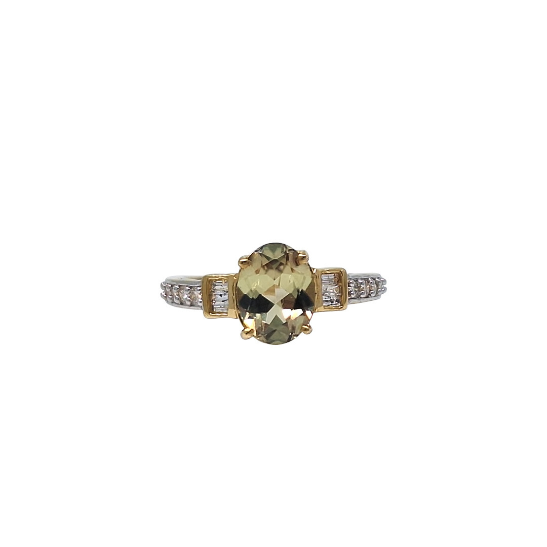 18ct Yellow Gold Czarite & Diamond Ring