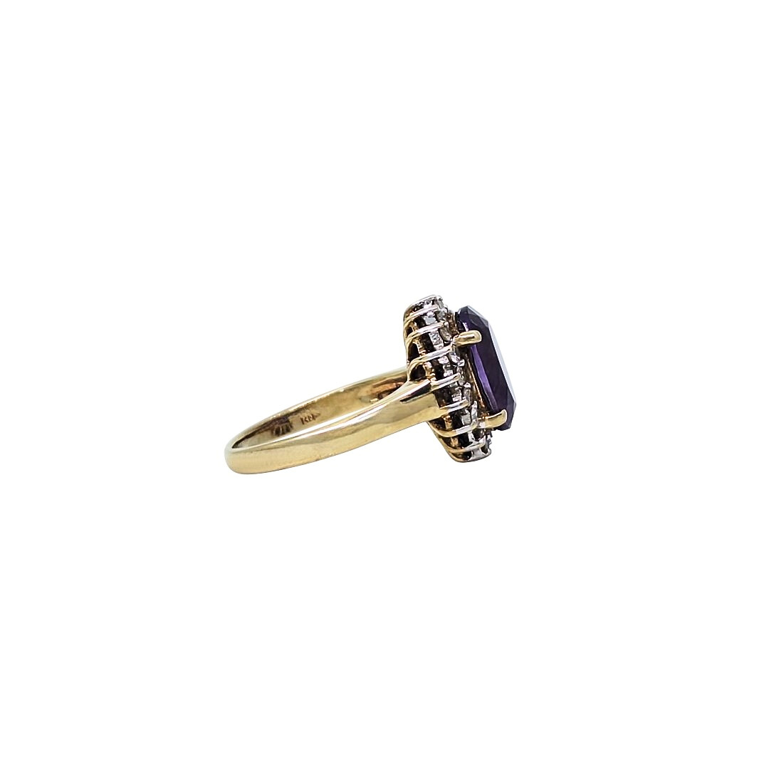 9ct Yellow Gold Amethyst & Diamond Ring