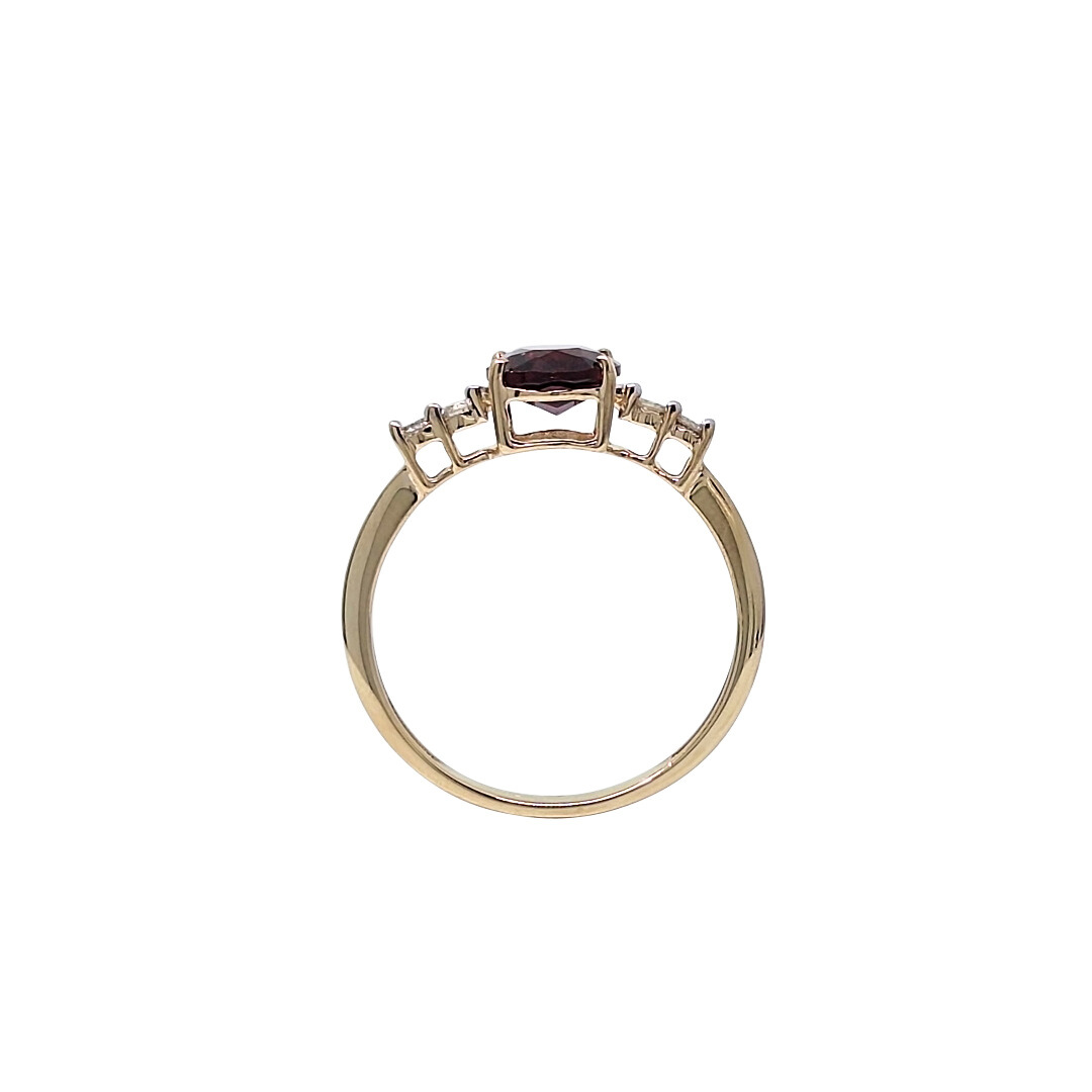 9ct Yellow Gold Garnet & Diamond Ring