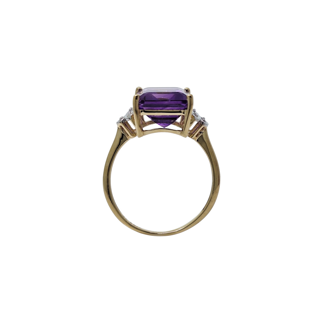 9ct Yellow Gold Amethyst Ring