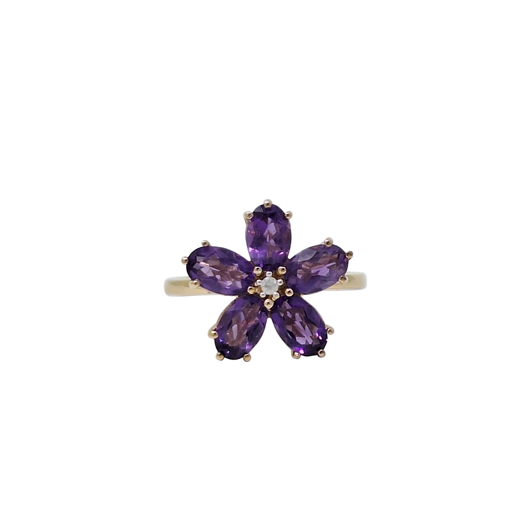 9ct Yellow Gold Amethyst Flower Ring