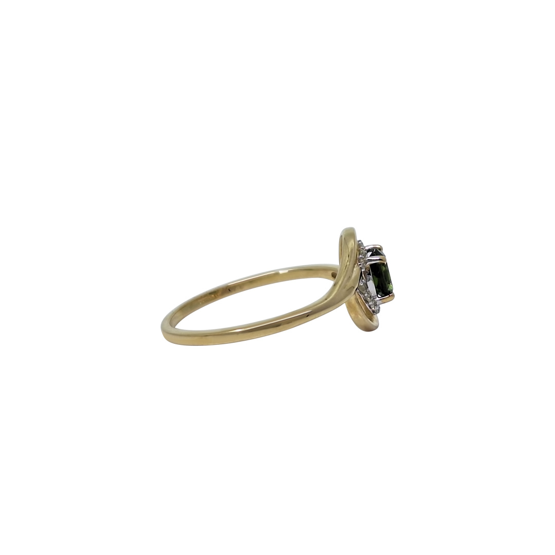 9ct Yellow Gold Chrome Tourmaline & Diamond Ring