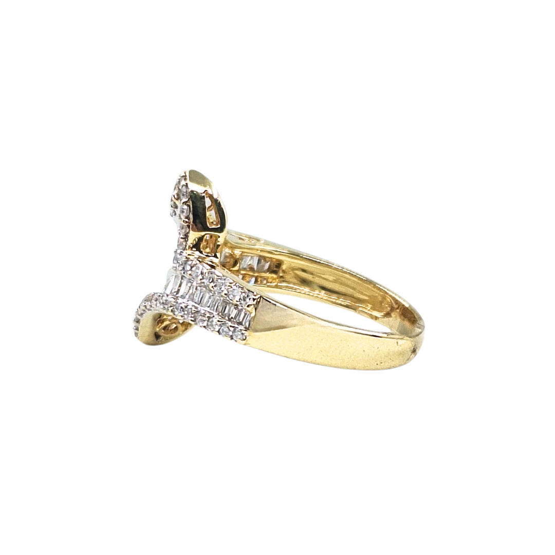 18ct Yellow Gold Diamond Fancy Crossover Ring