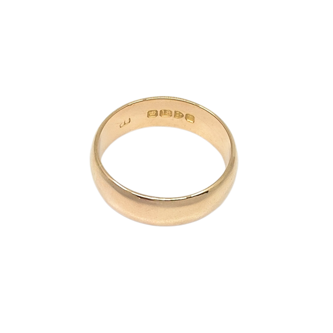 18ct Yellow Gold 7mm Court Wedding Band Ring