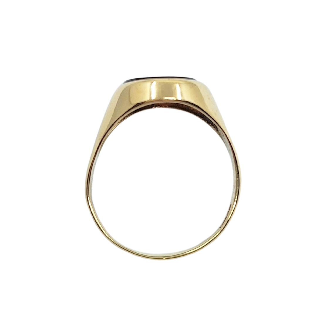9ct Yellow Gold Oval Onyx Ring