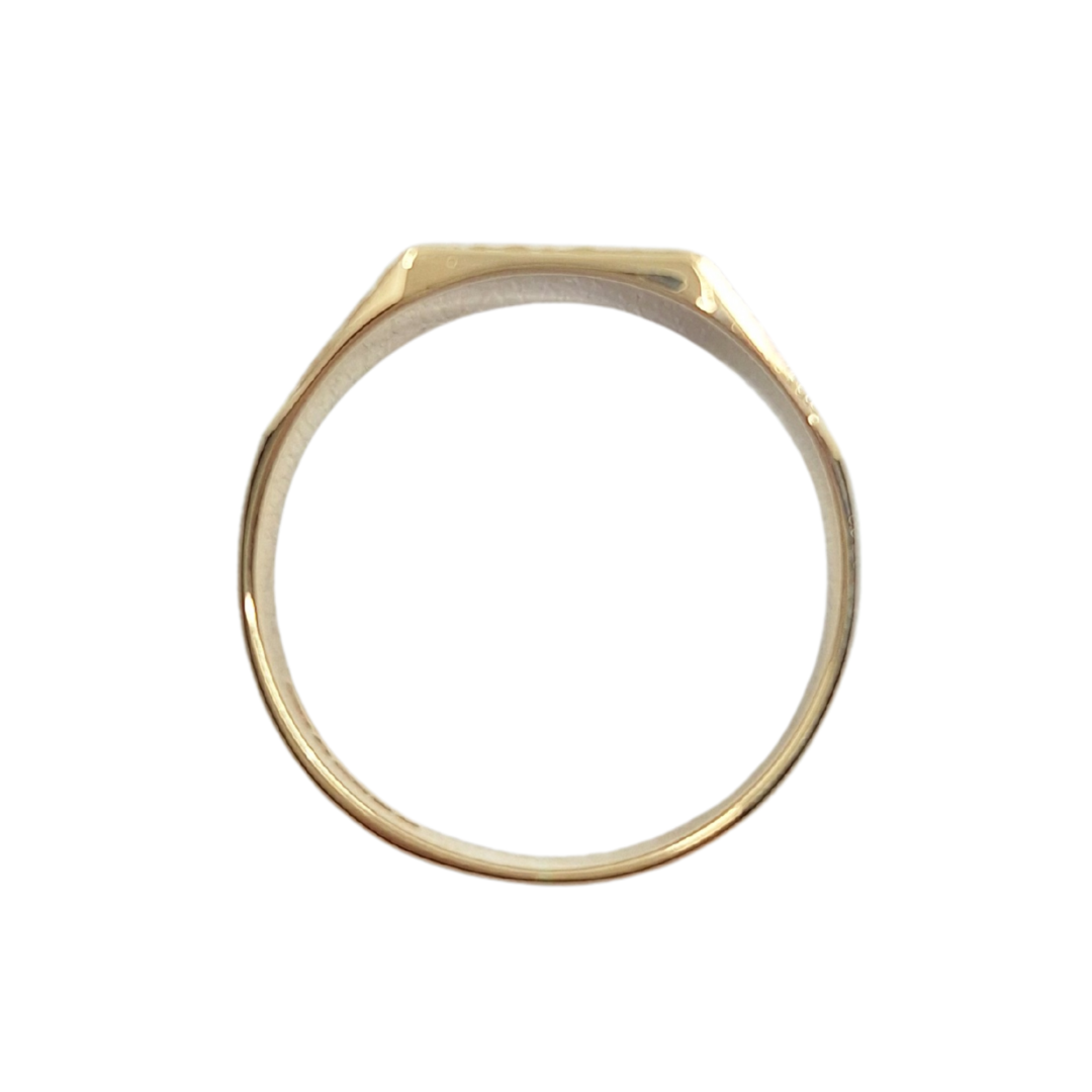 9ct Yellow Gold Engraved Signet Ring