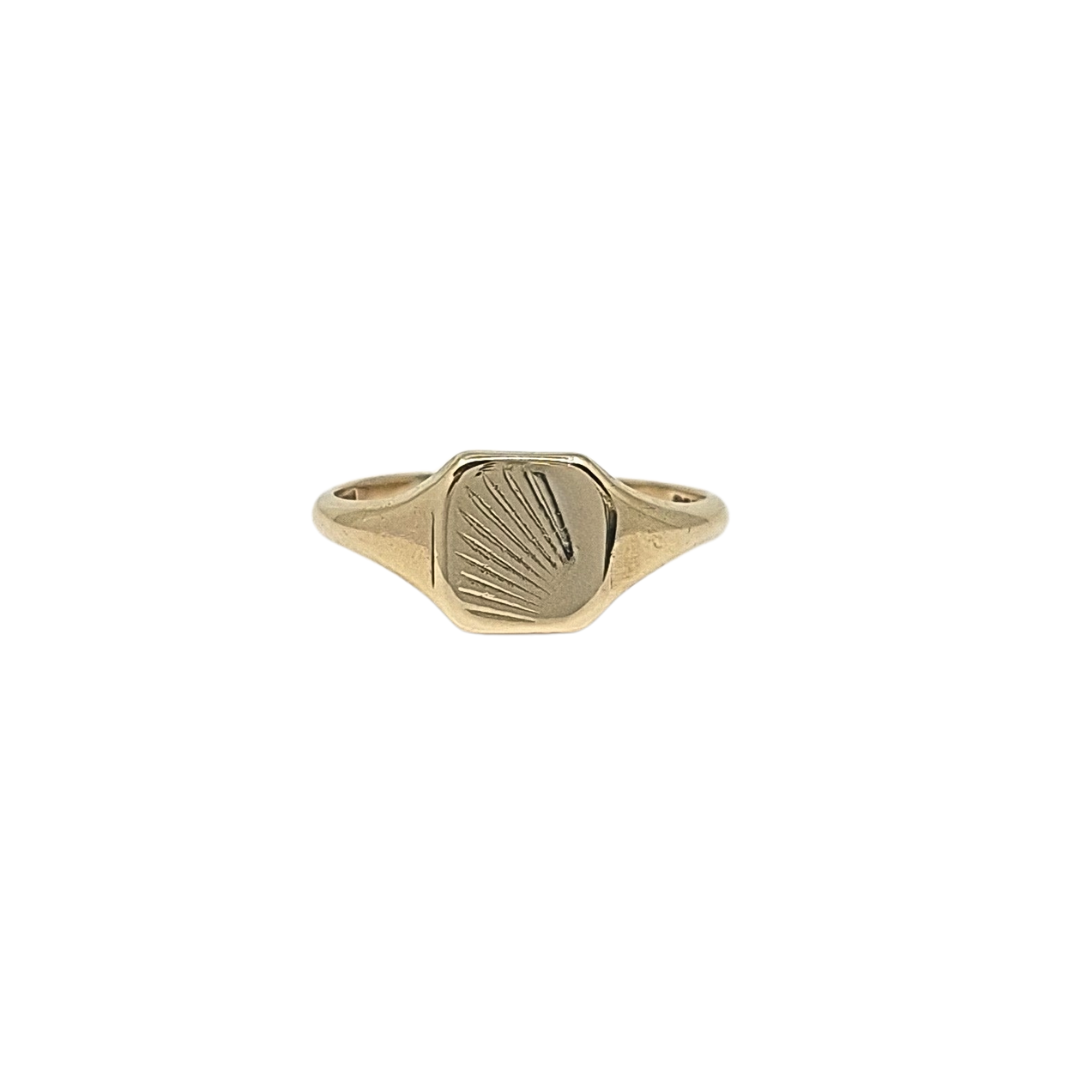 9ct Yellow Gold Sunrise Signet Ring