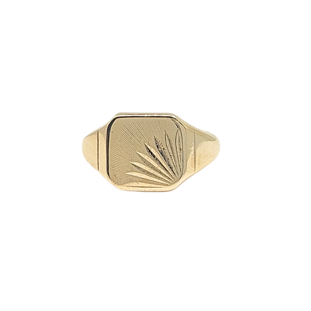 9ct Yellow Gold Part Engraved Signet Ring