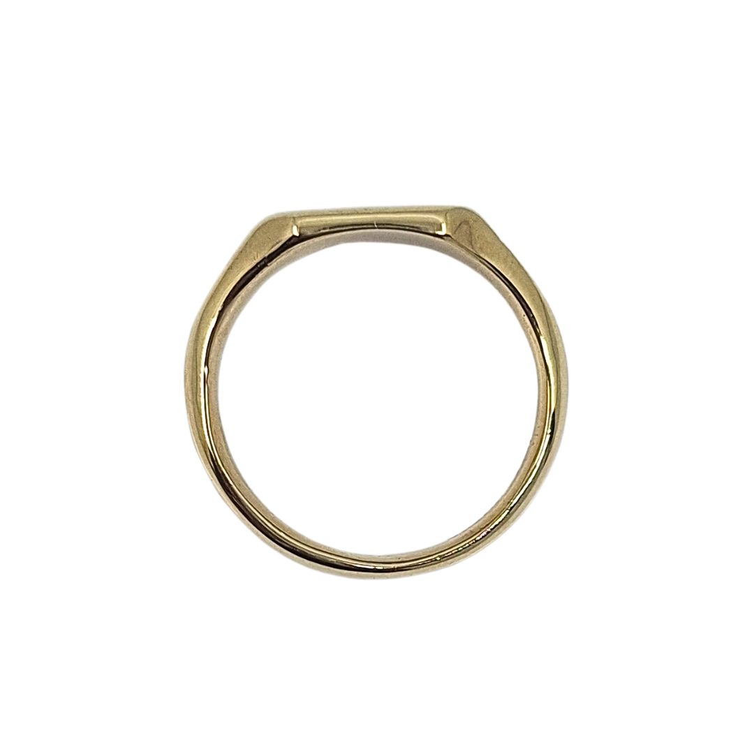 9ct Yellow Gold Part Engraved Signet Ring