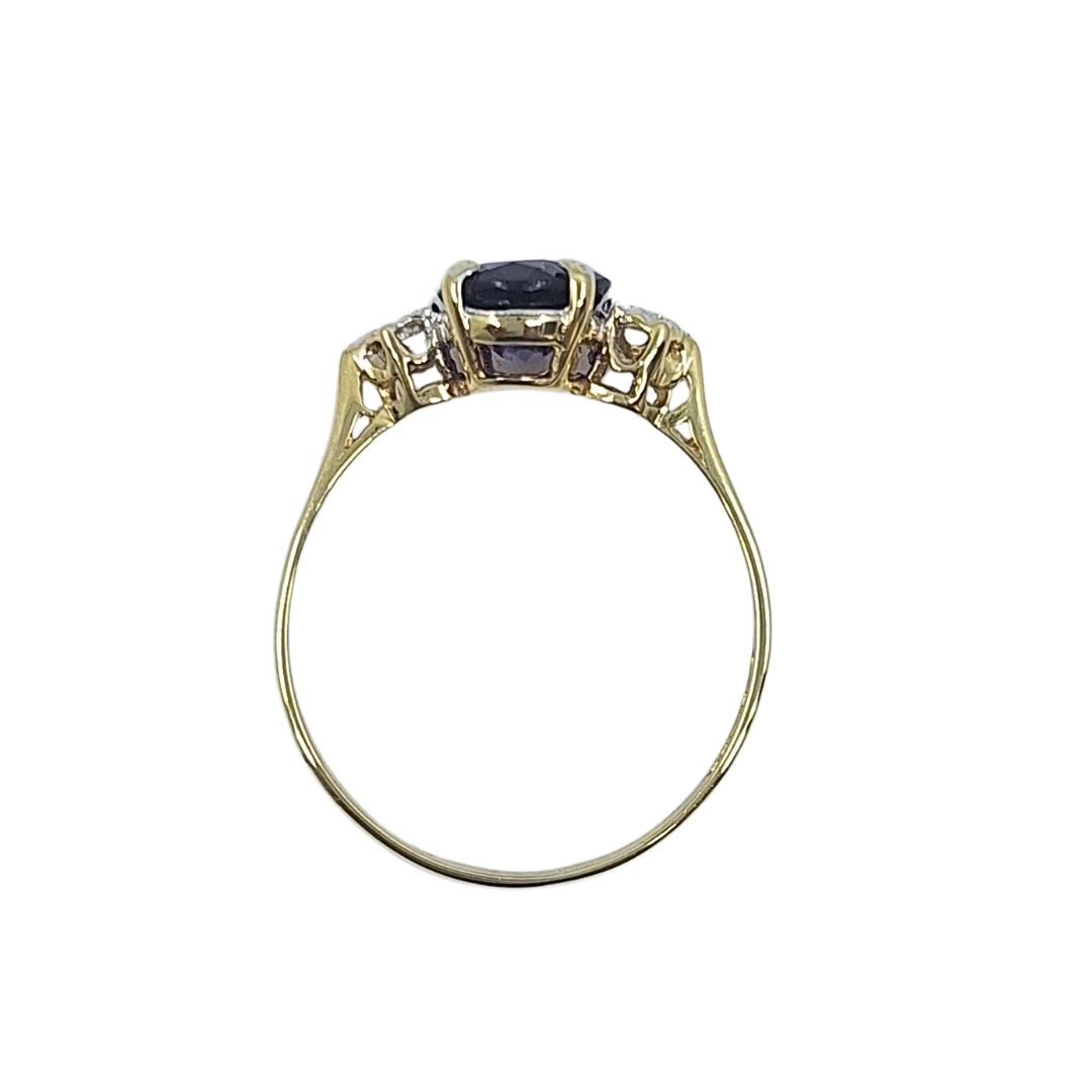 9ct Yellow Gold Amethyst & Diamond Ring