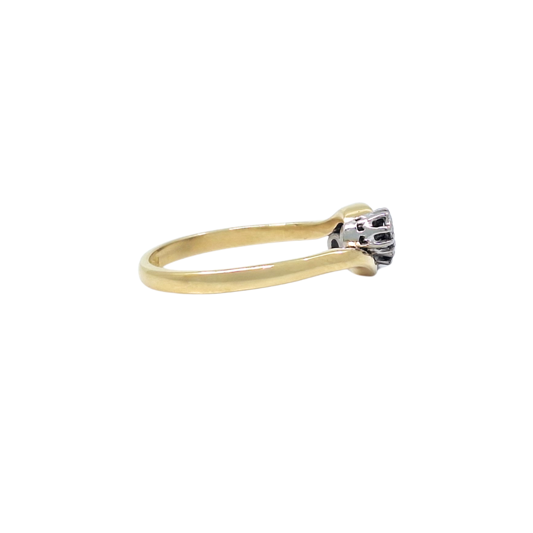 18ct Yellow Gold Illusion Set Diamond Three Stone Ring