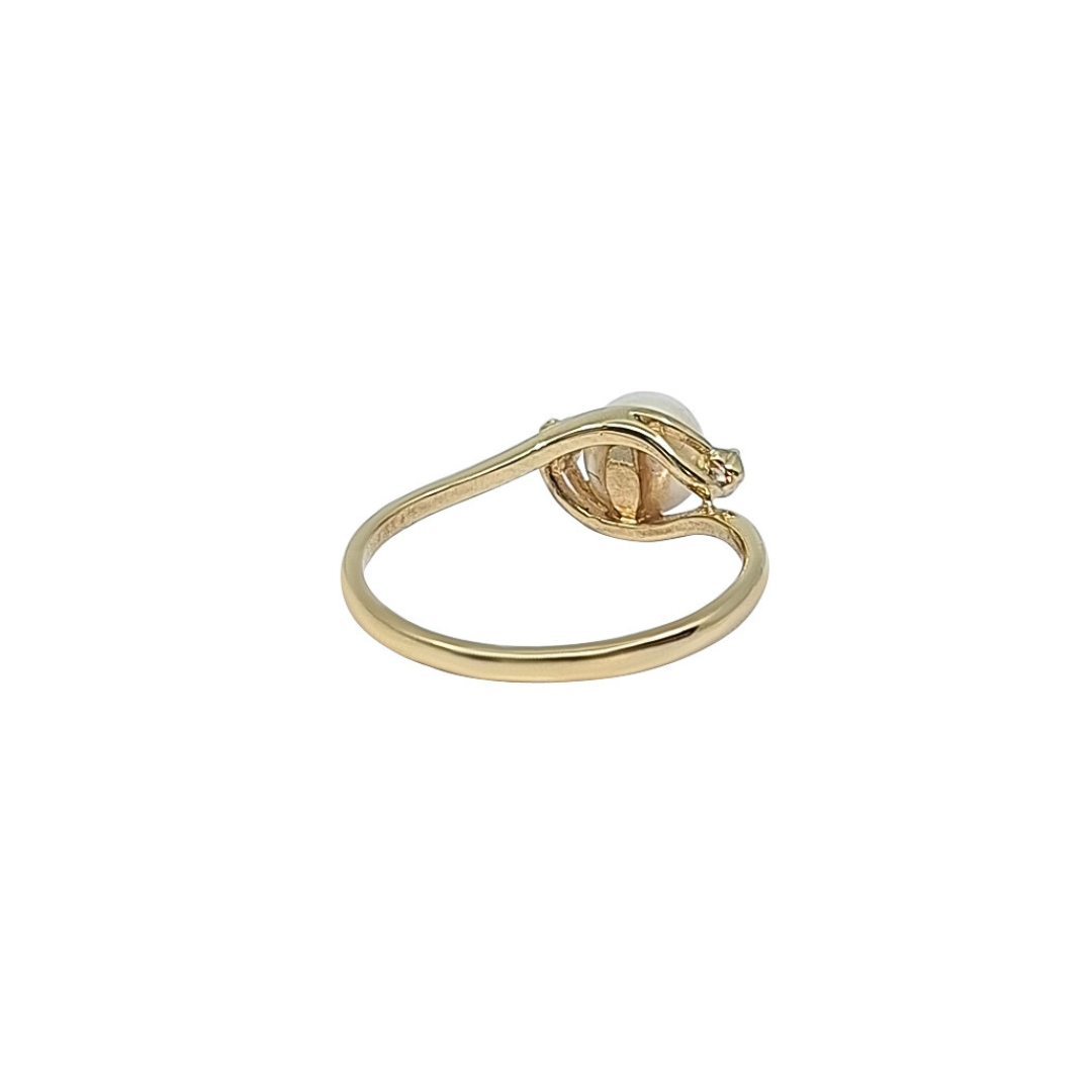 9ct Yellow Gold Pearl & Diamond Ring