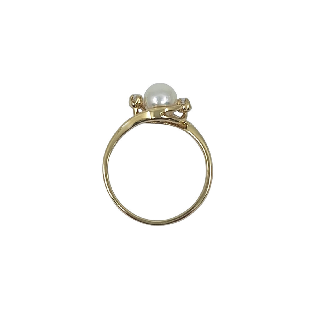 9ct Yellow Gold Pearl & Diamond Ring