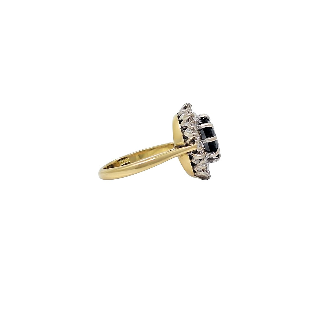 18ct Yellow Gold Sapphire & Diamond Cluster Ring