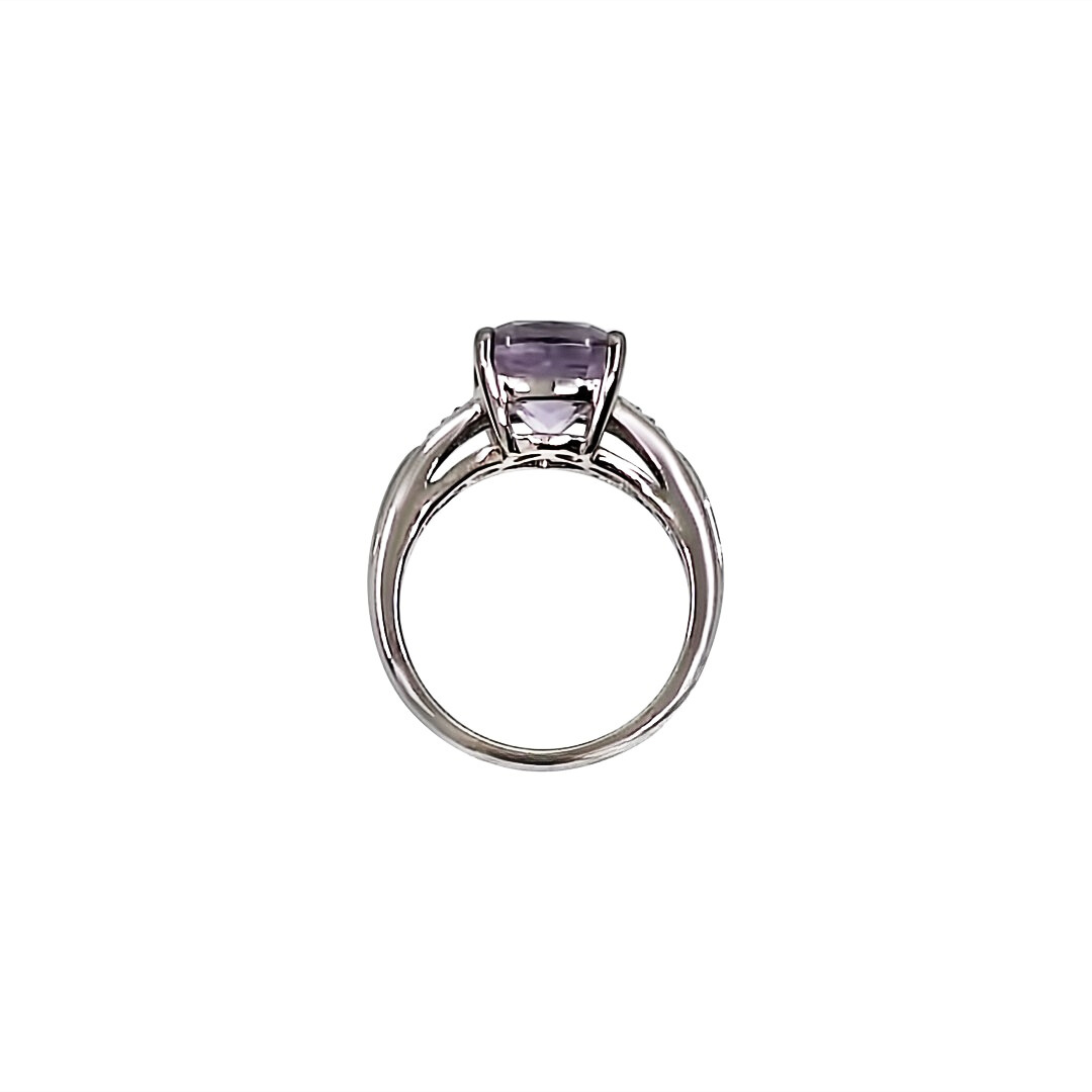 18ct White Gold Amethyst & Diamond Ring