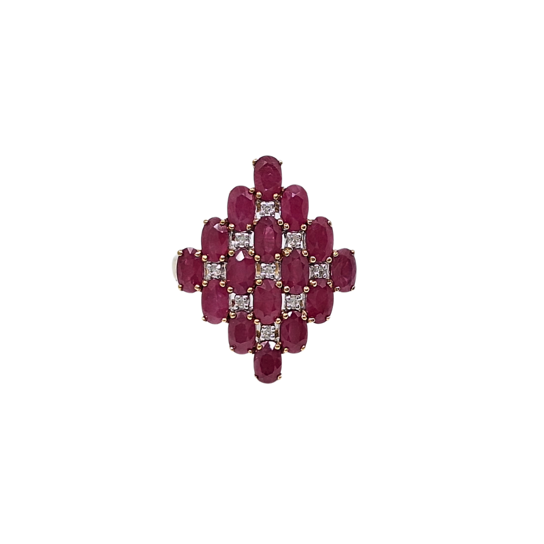 9ct Yellow Gold Ruby Cluster Ring