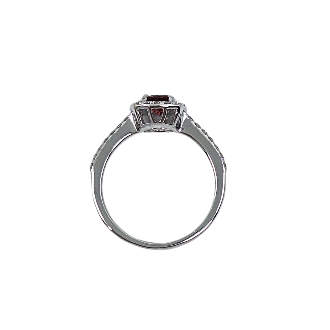 18ct White Gold Garnet & Diamond Ring