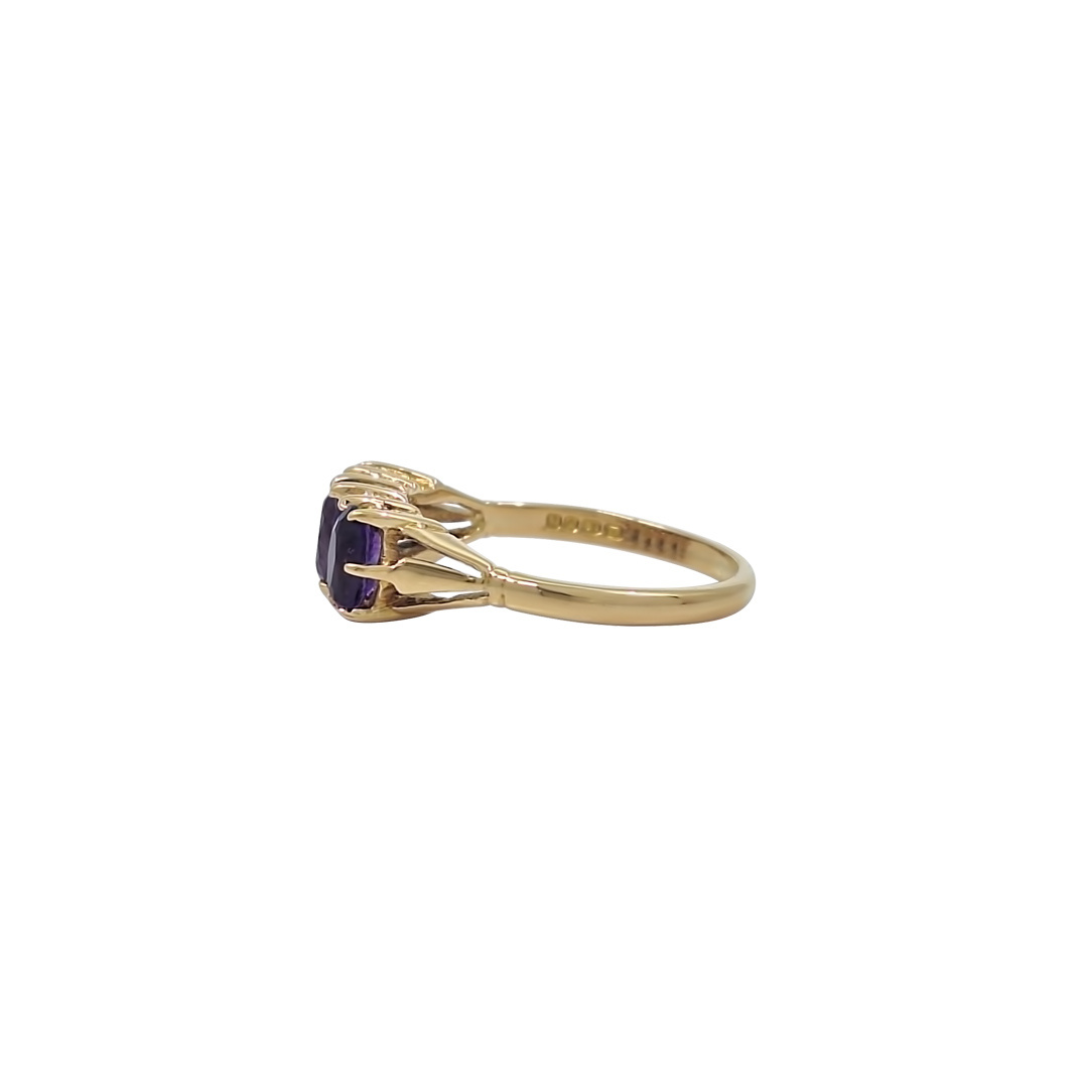 18ct Yellow Gold Amethyst & Diamond Ring