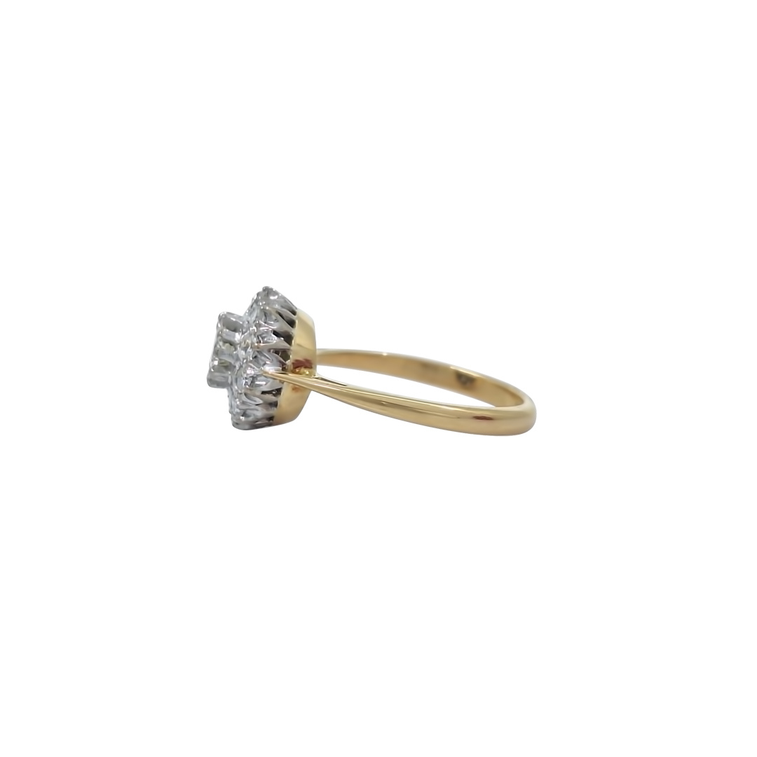 18ct Yellow Gold Diamond Cluster Ring