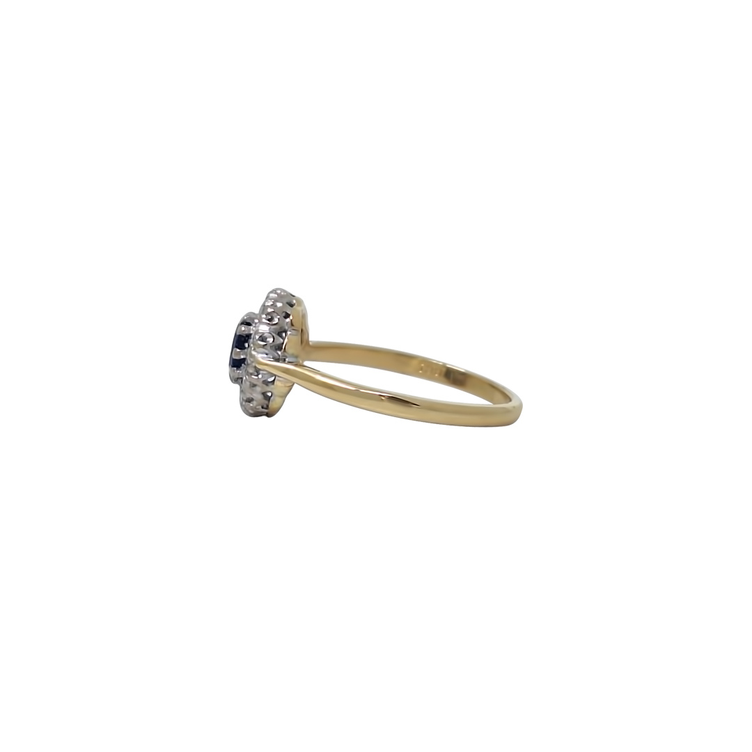18ct Yellow Gold Sapphire & Diamond Ring