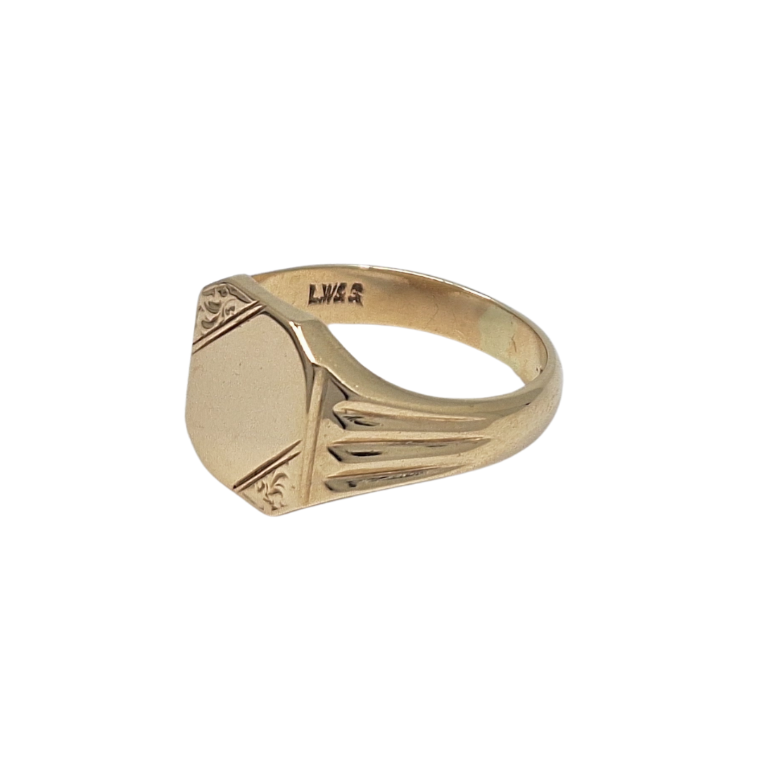 9ct Yellow Gold Part Engraved Signet Ring