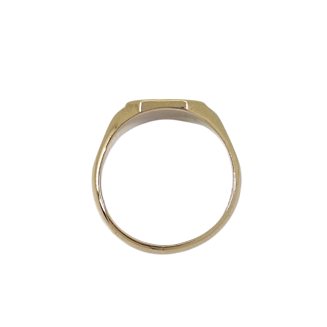 9ct Yellow Gold Part Engraved Signet Ring