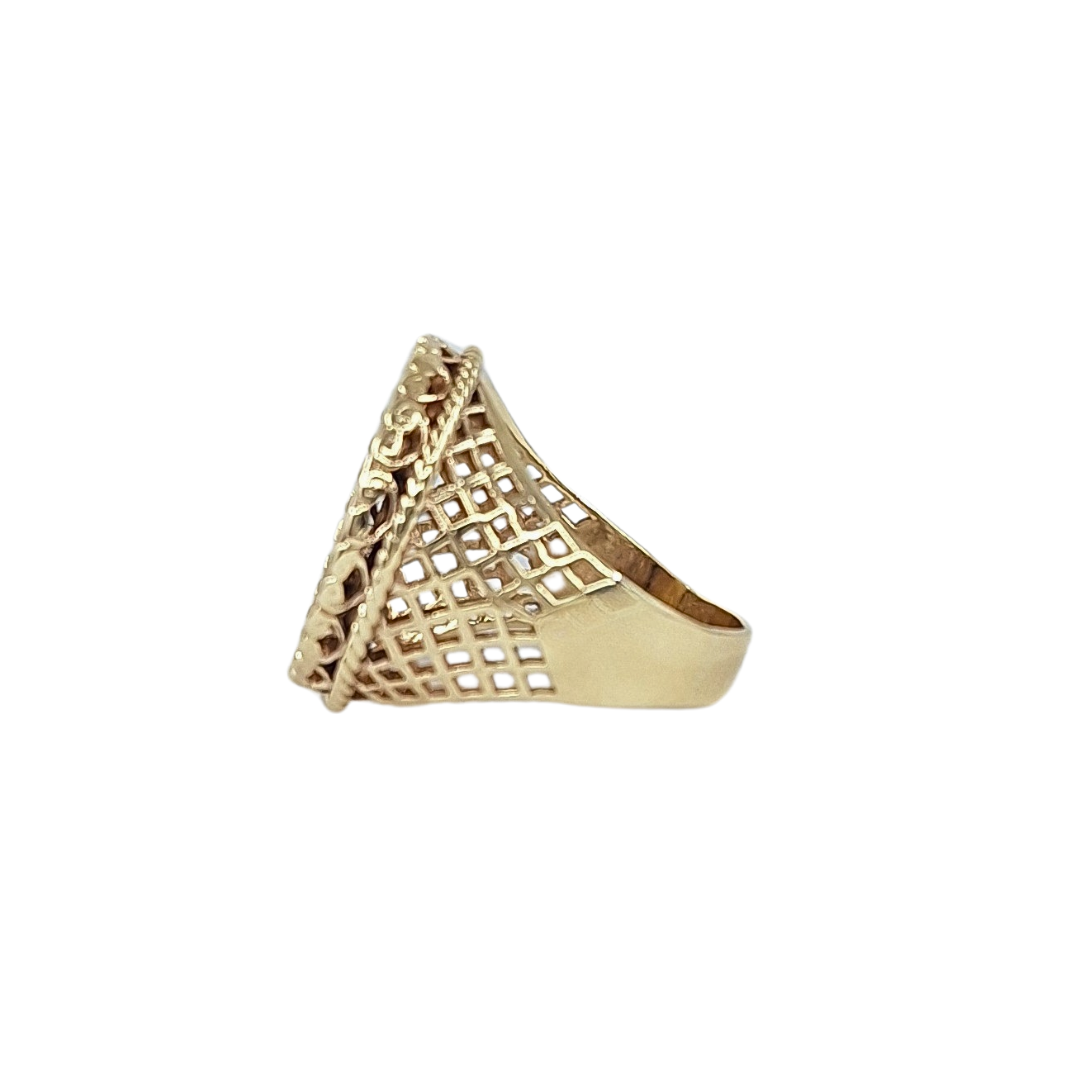 9ct Yellow Gold Half Sovereign Ring 1890