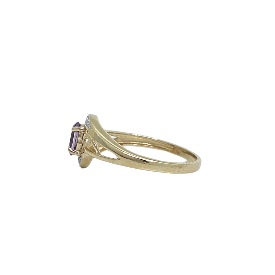 9ct Yellow Gold Amethyst Twist Ring