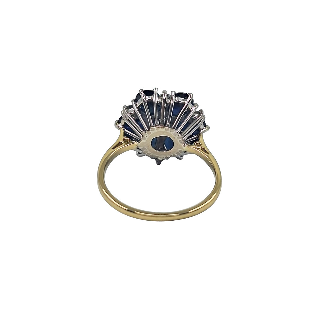 18ct Yellow Gold Sapphire & Diamond Cluster Ring