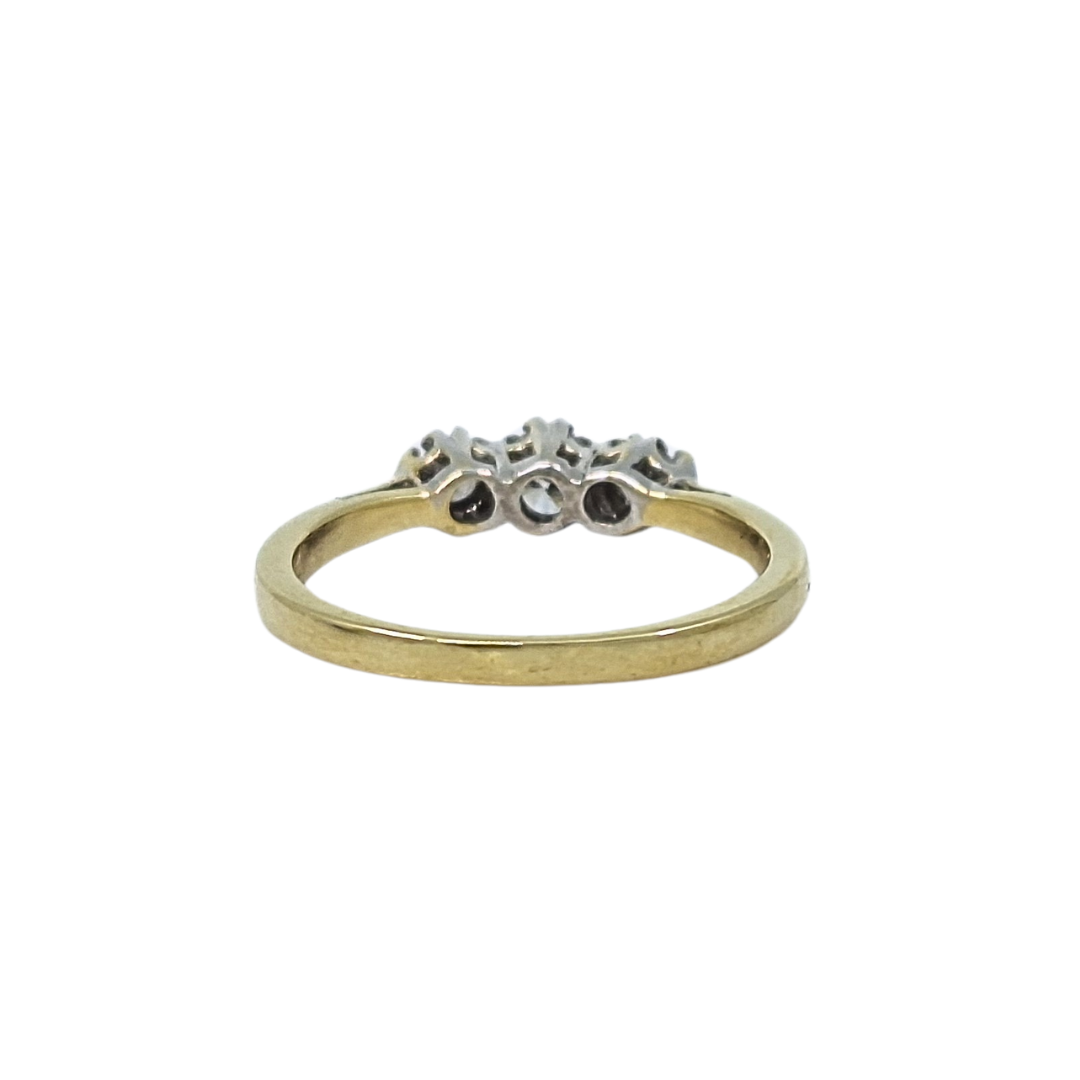 18ct Yellow Gold Three Stone Diamond Ring 0.25ct