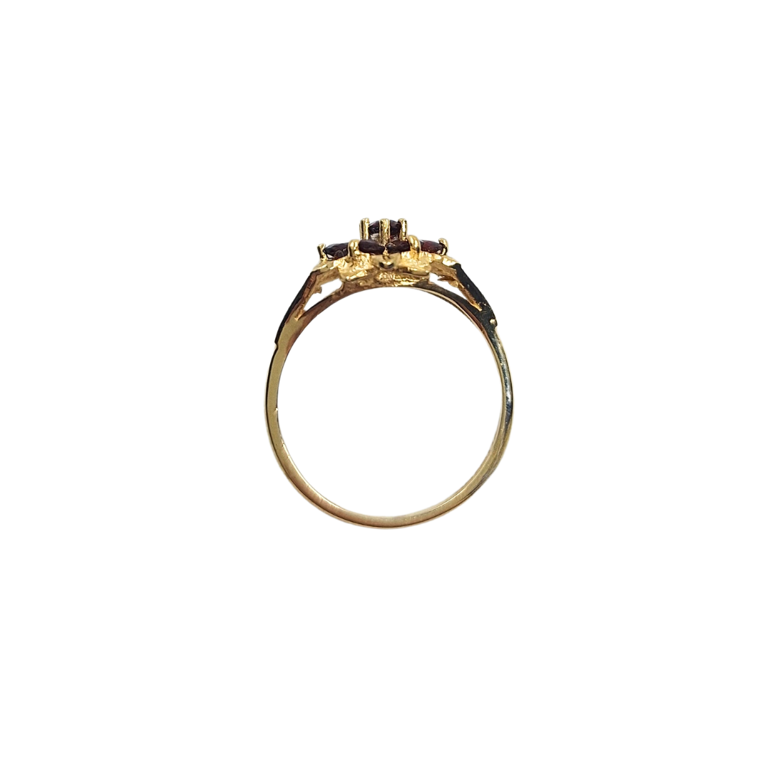9ct Yellow Gold Garnet Cluster Ring