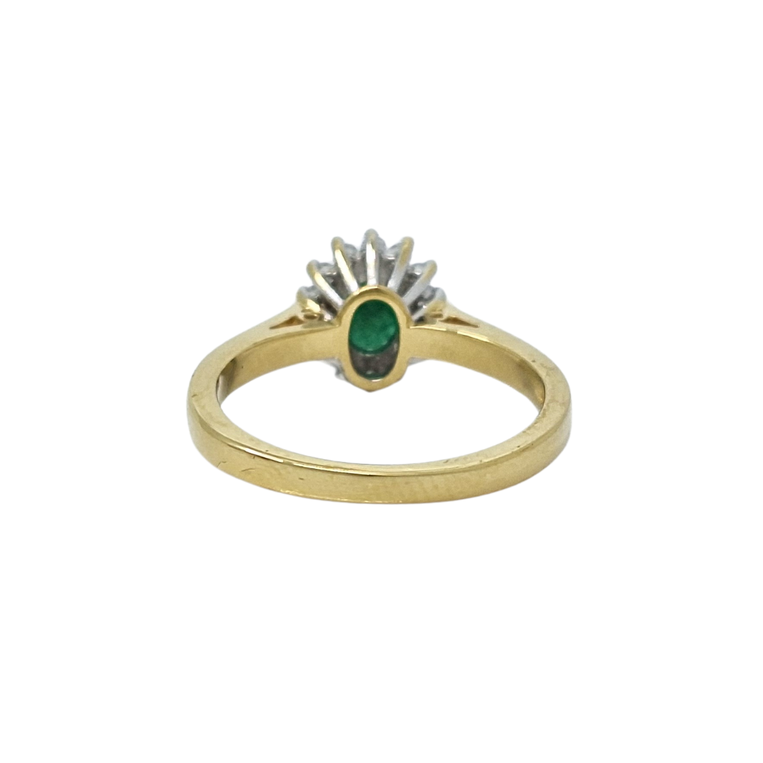 18ct Yellow Gold Emerald & Diamond Cluster Ring